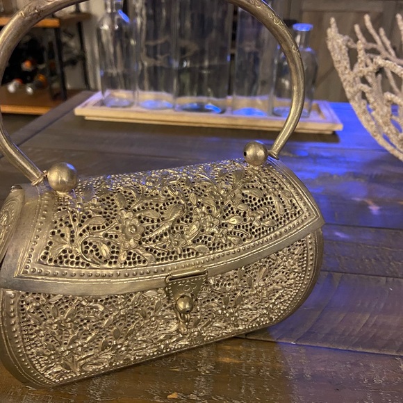 Petite Metal purse - Picture 6 of 6